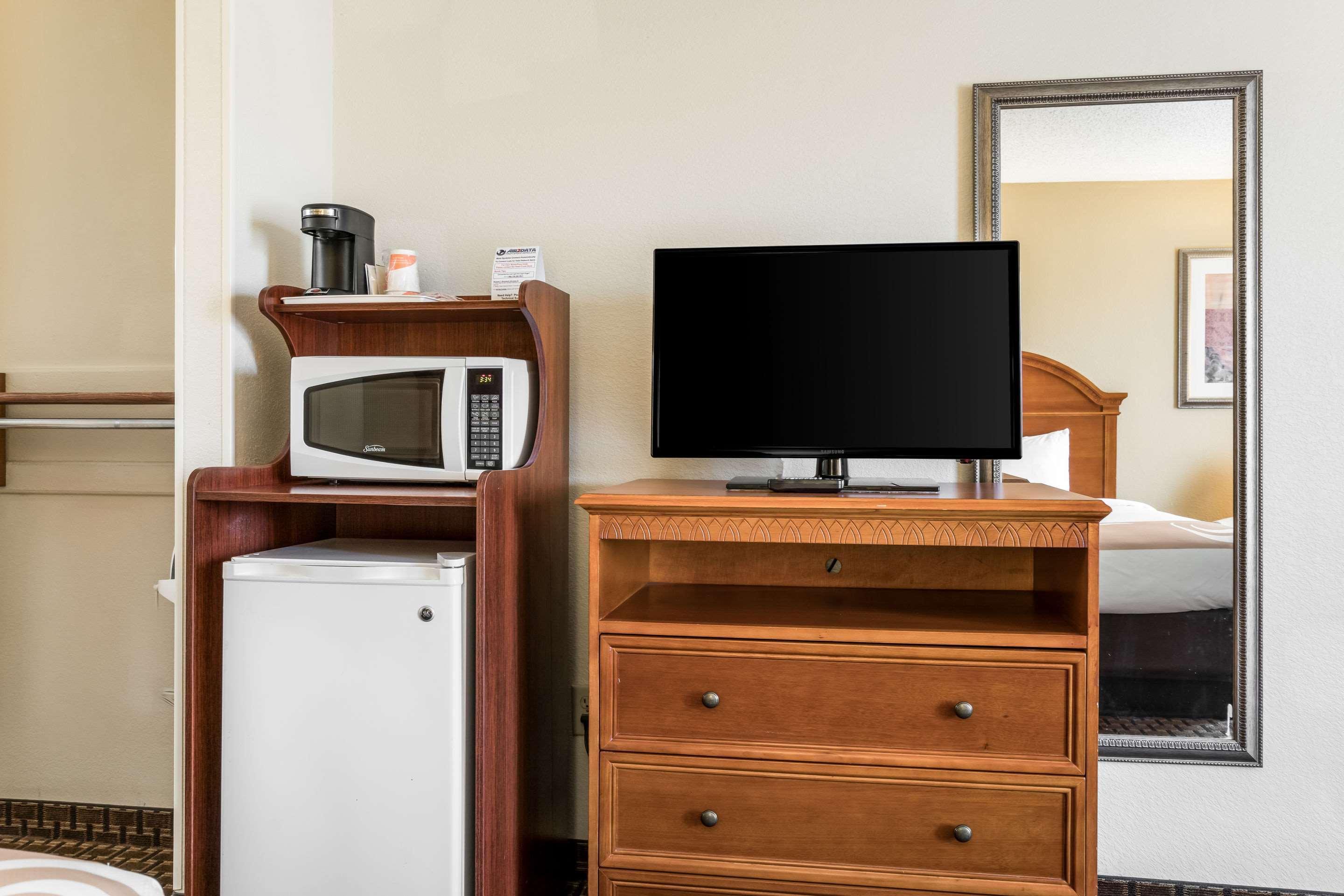Quality Inn North Battleboro Dış mekan fotoğraf